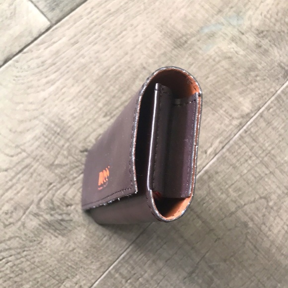 Hugo Boss Leather Glasses Case - Picture 2 of 5
